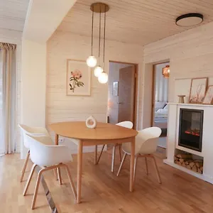 https://hotel-chalets-by-revex.com-bavaria.com